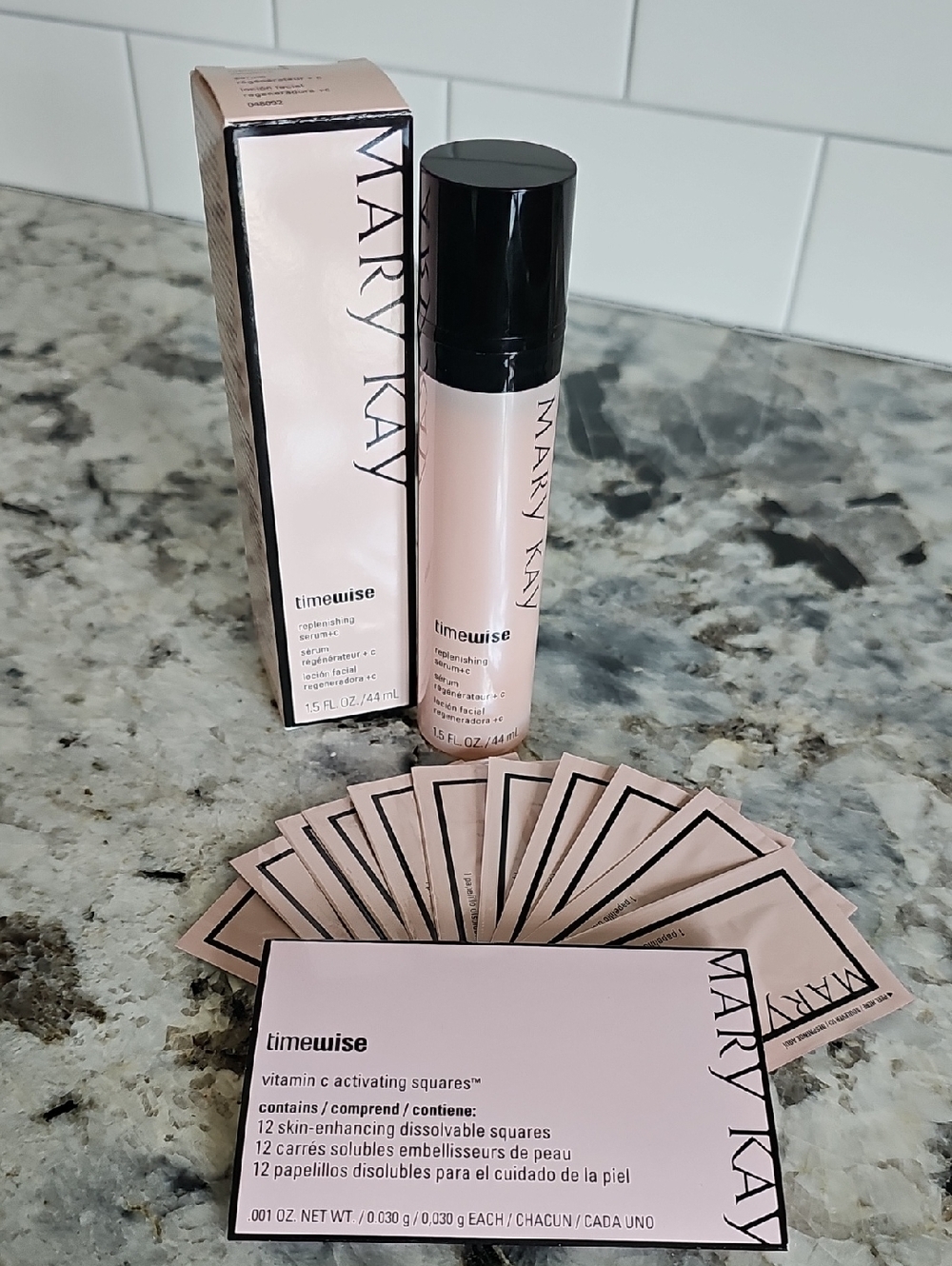 Mary Kay TimeWise Replenishing Serum + C & Vitamin C Activating Squares Bundle